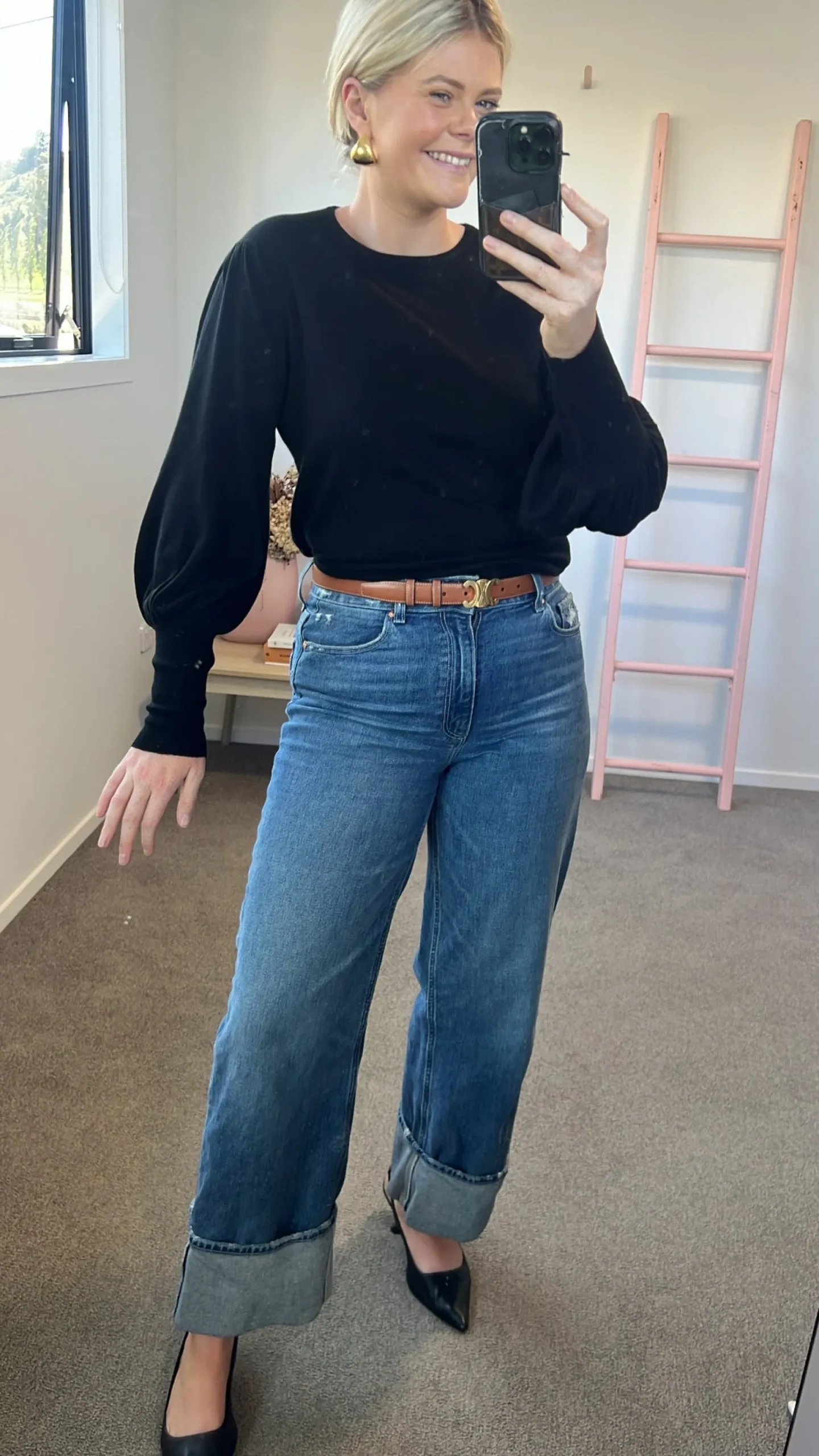Aleger N.33 Cashmere Blend Bell Sleeve Top - Black
