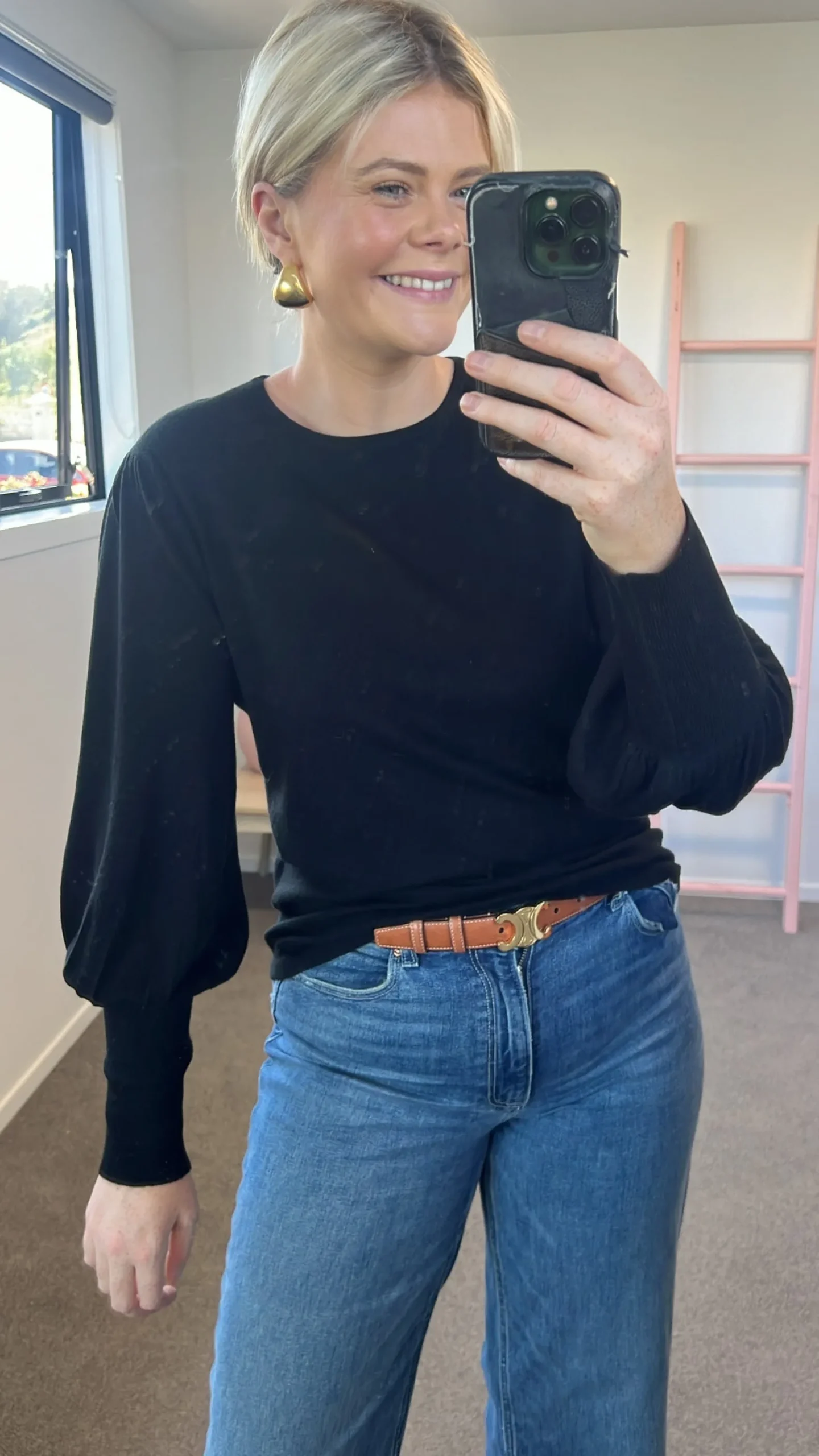 Aleger N.33 Cashmere Blend Bell Sleeve Top - Black