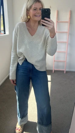 Aleger N.136 Cashmere Blend Oversized V Neck - Shell