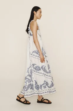 ALÉMAIS HAZEL SMOCKED EMBROIDERED MIDI DRESS (WHITE)