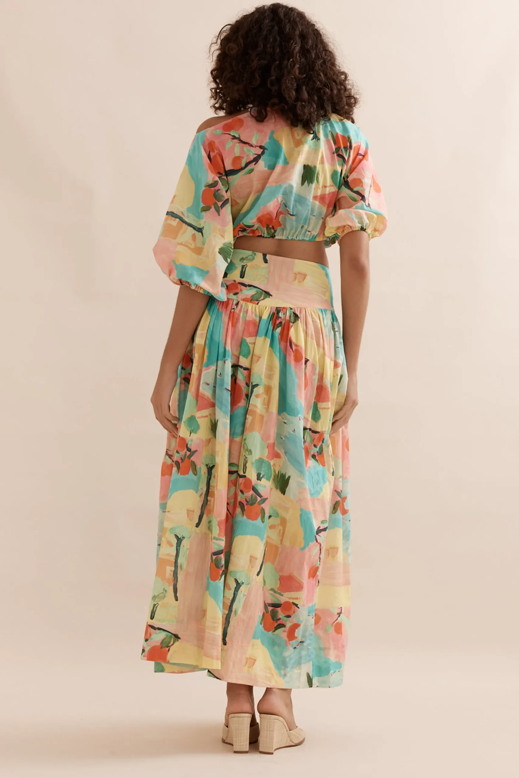 Caitlin Crisp Coastline Crop - Capri Lawn