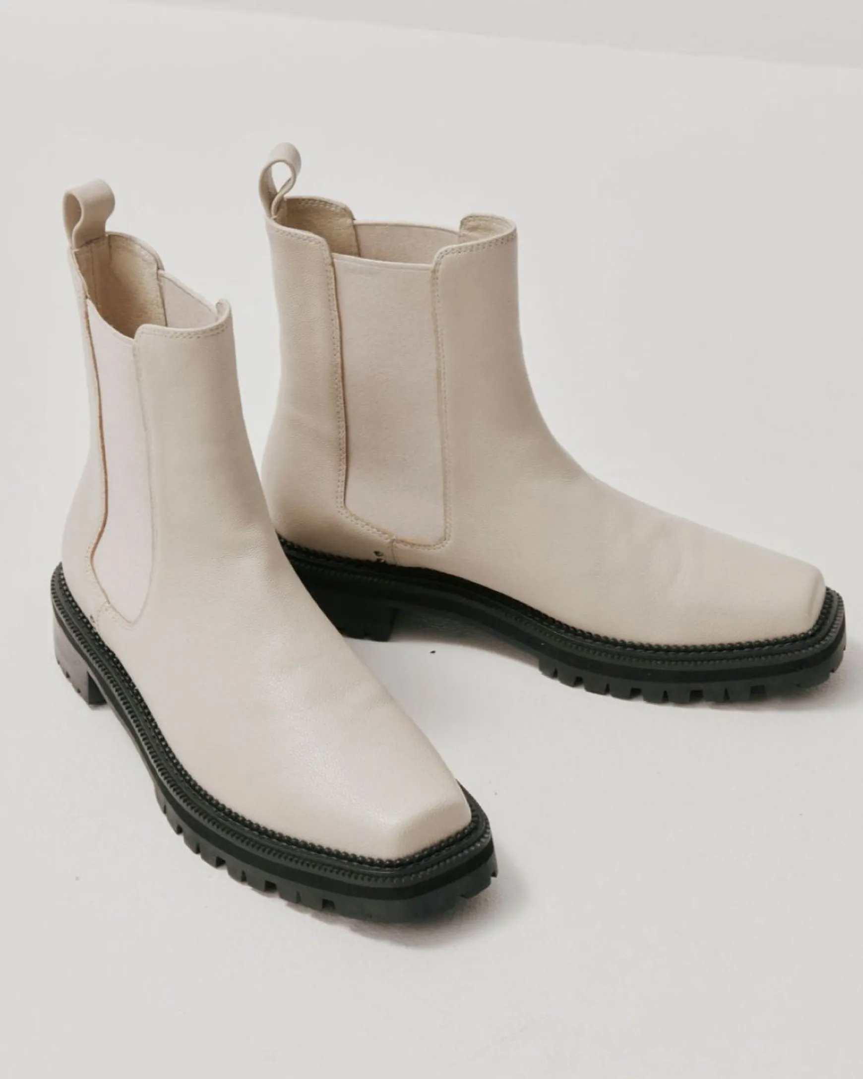 Chaos & Harmony Ollie Boot - Pumice