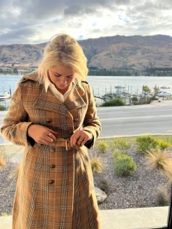 Jordan Elli Brentwood Trench Coat - Camel Check 100% Wool