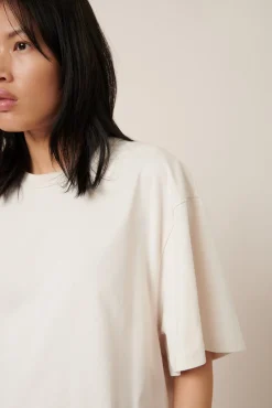 Kowtow Shadow Tee - Whisper