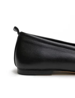 La Tribe Square Toe Flat - Black