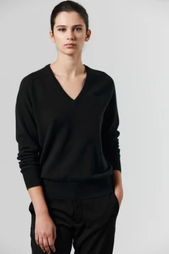 Laing Amy Cashmere V-Neck - Black