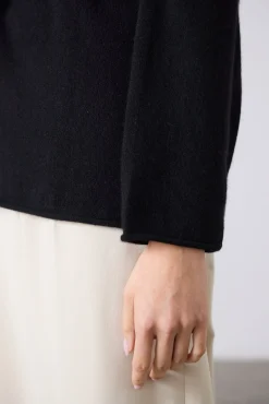 Laing Mara Funnel Neck - Black