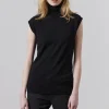Laing Sleeveless Polo - Black