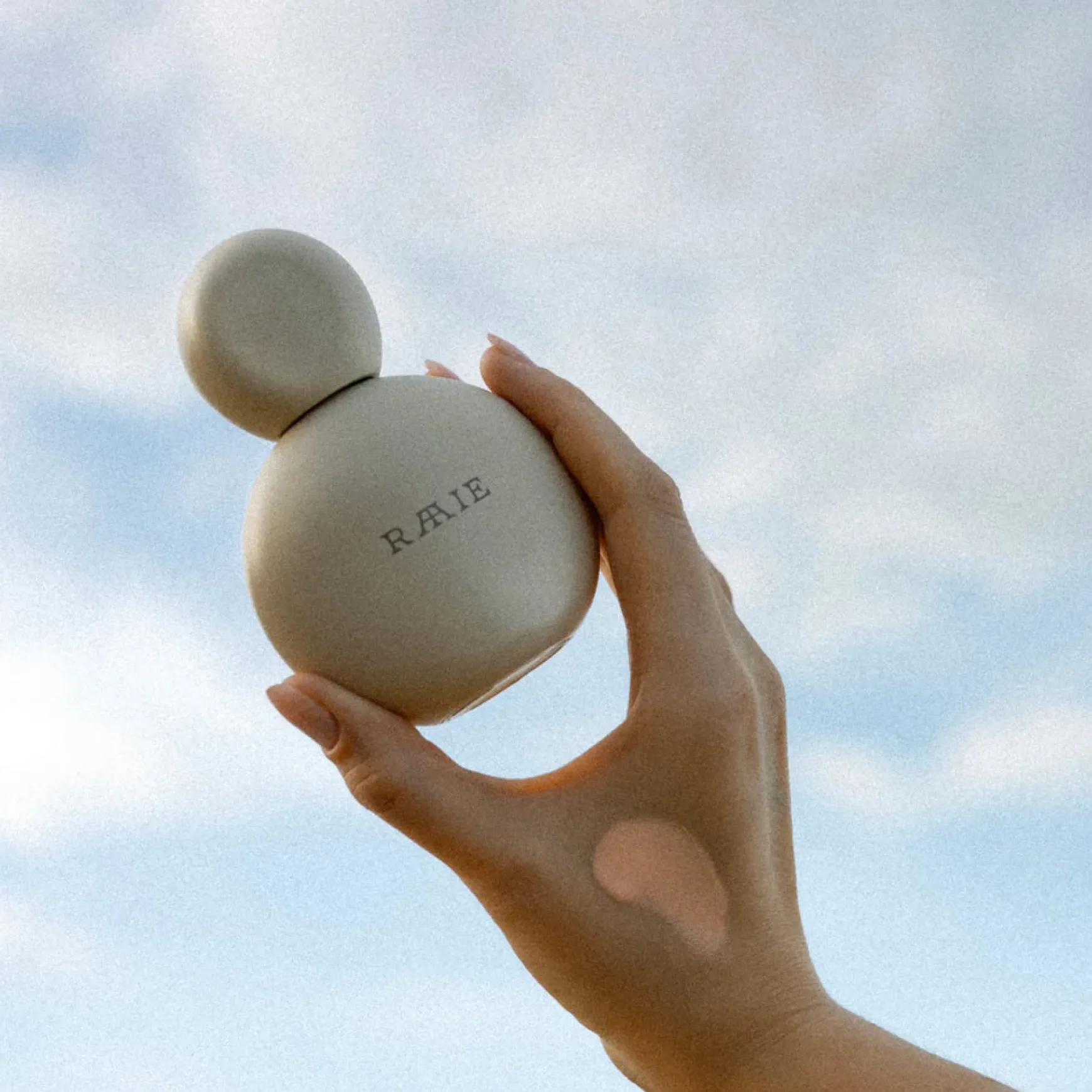 Raaie Sun Milk Drops Tinted SPF50