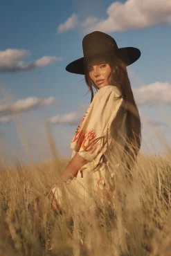 Sabbi The Flaming Cowboy Tee - Sand