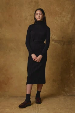 Standard Issue Merino Skivvy - Black