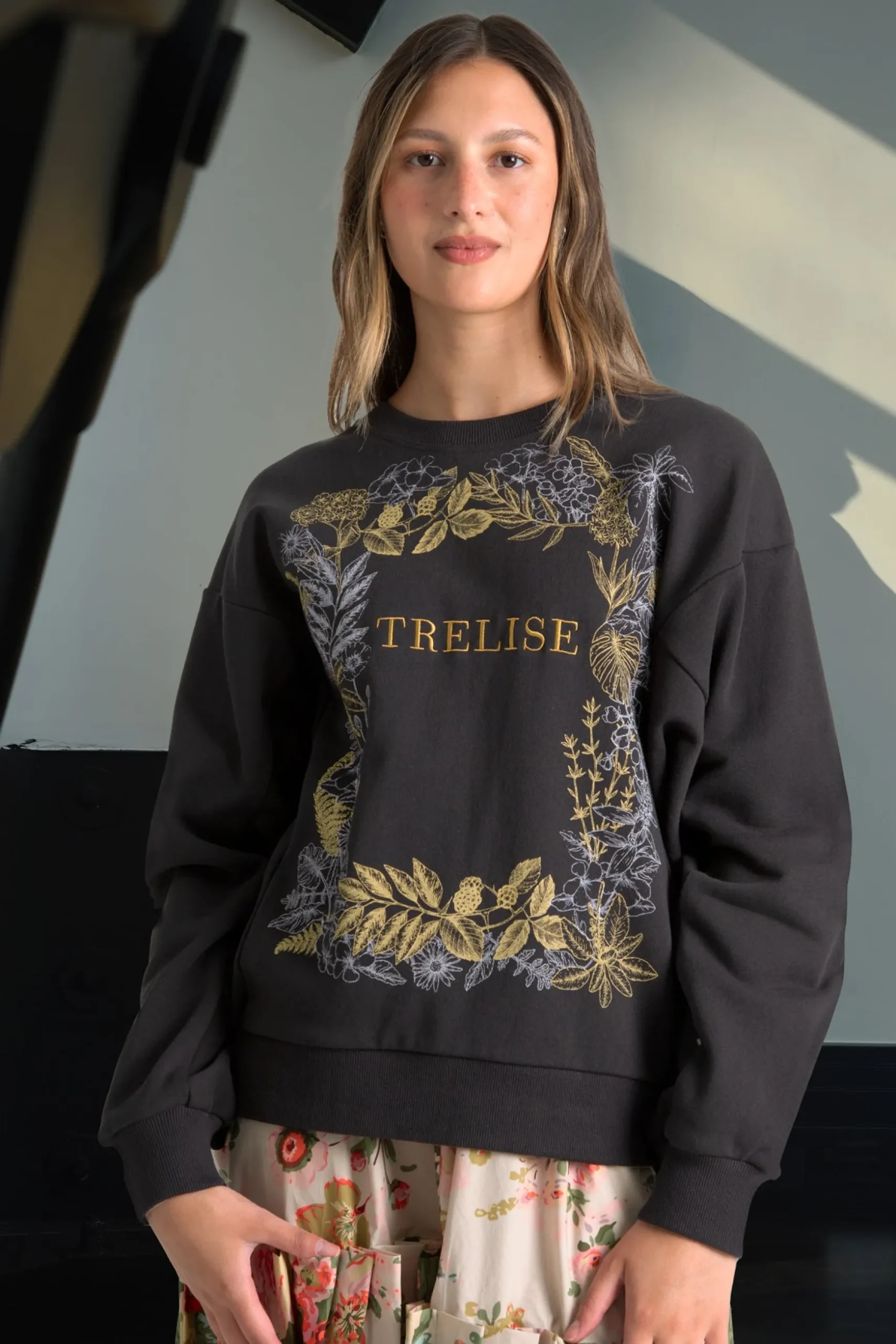 Trelise Cooper Wreath My Mind Sweatshirt - Black/Bronze