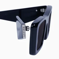 Valley Eyewear La Hara - Black with Silver Metal / Black Lens