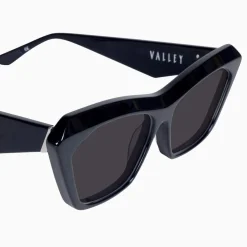 Valley Eyewear Piaf - Gloss Black w. Silver Metal / Black Lens